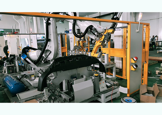 適用範囲が広いロボット車のプラスチック バンパーのための超音波打ち、溶接機