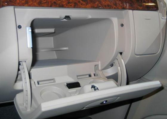 サーボ モーター プラスチック熱い版の溶接機PLC 0.6MPAの車のドア