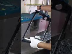 現場でのヒートステークプラスチック溶接プロセス、自動車プラスチック部品のサプライヤー